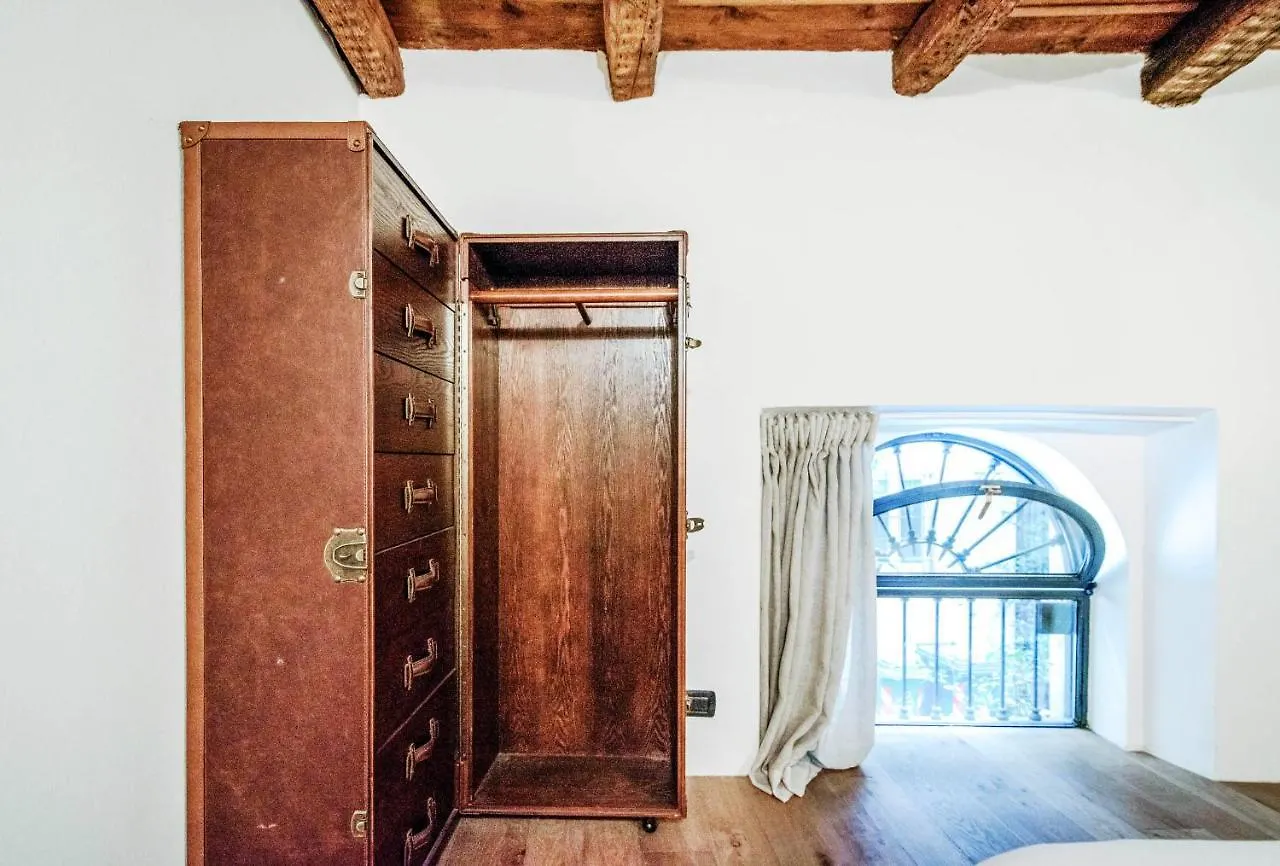 House Of Dreams Apartment Como Italy